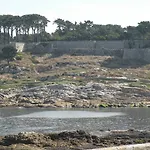 Rompeolas Szálloda