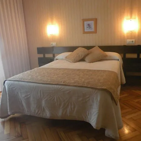 Rompeolas Hotel 2*