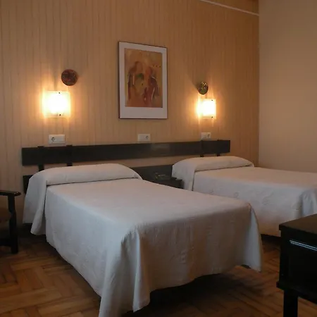 Rompeolas Hotel 2*