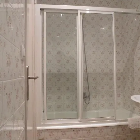 Rompeolas Hotel Baiona