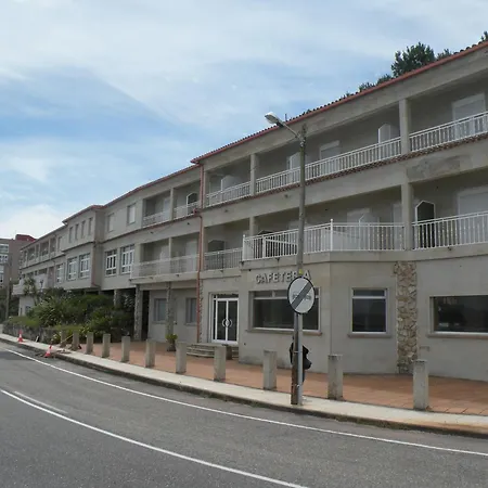 Rompeolas Hotel Baiona