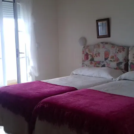 Hotel Rompeolas Baiona