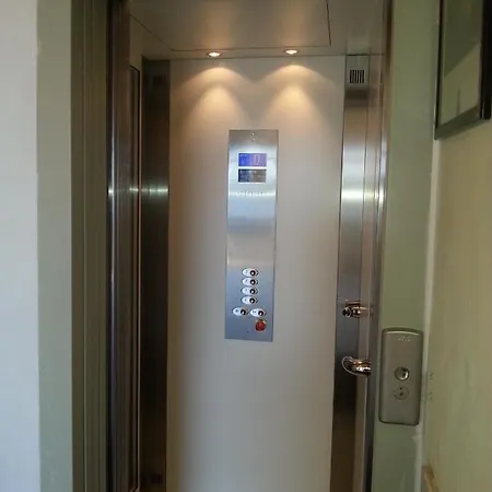 Rompeolas Hotel Baiona