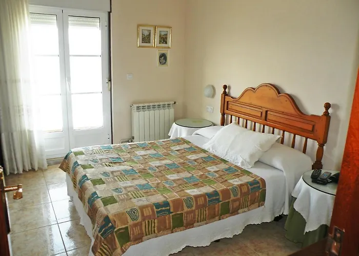 Otel Rompeolas Baiona