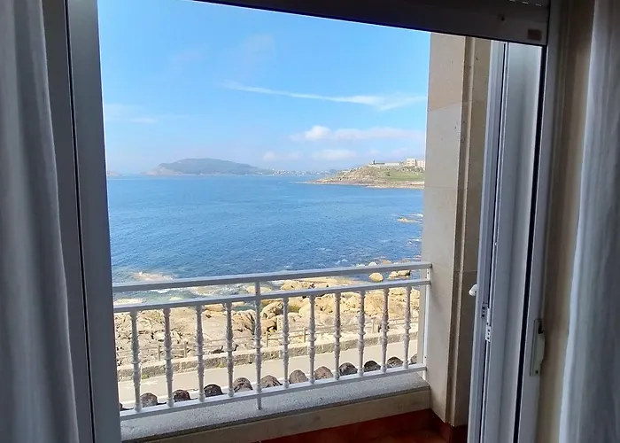 Rompeolas 2* بايونا